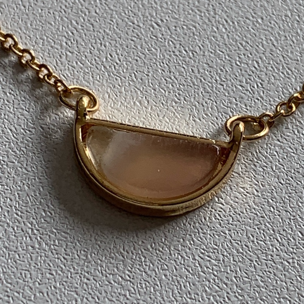 Small Gold Tone Necklace with Peachy Cream Stone Pendant - Picture 1 of 8